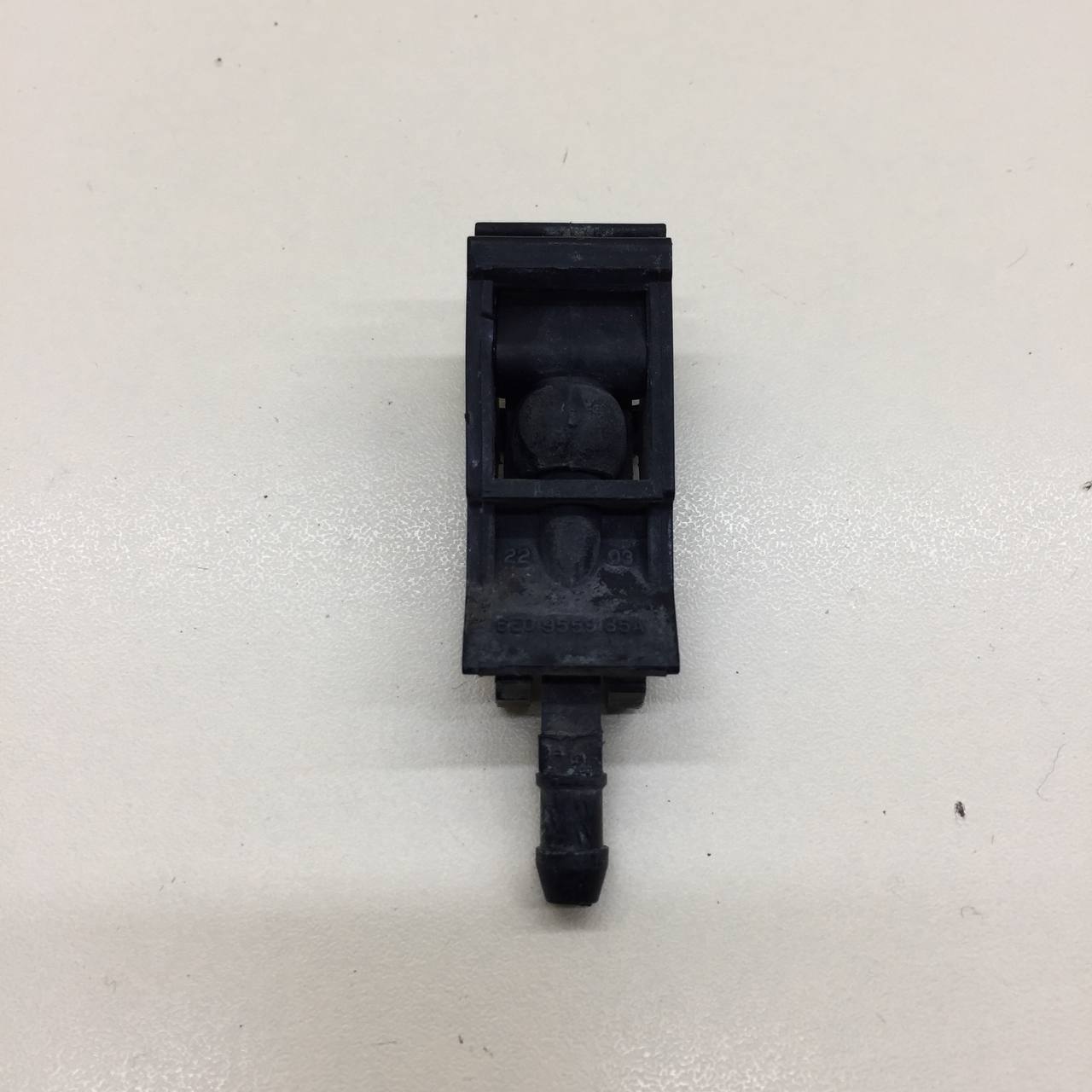 Форсунка омывателя лобового стекла Skoda Rapid 2012-2020