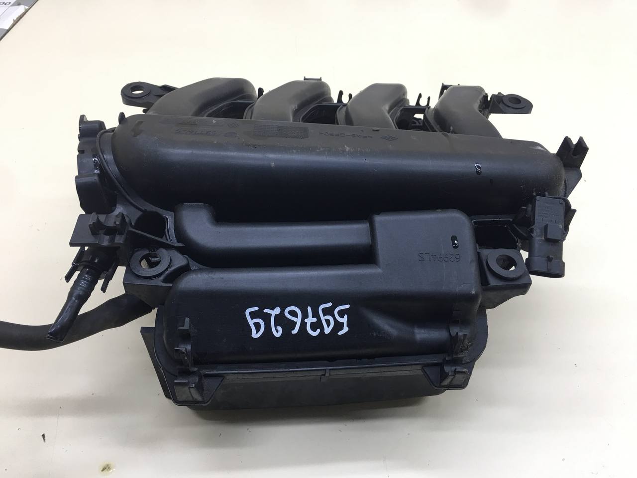 Коллектор впускной Renault Megane (2) 2002-2009