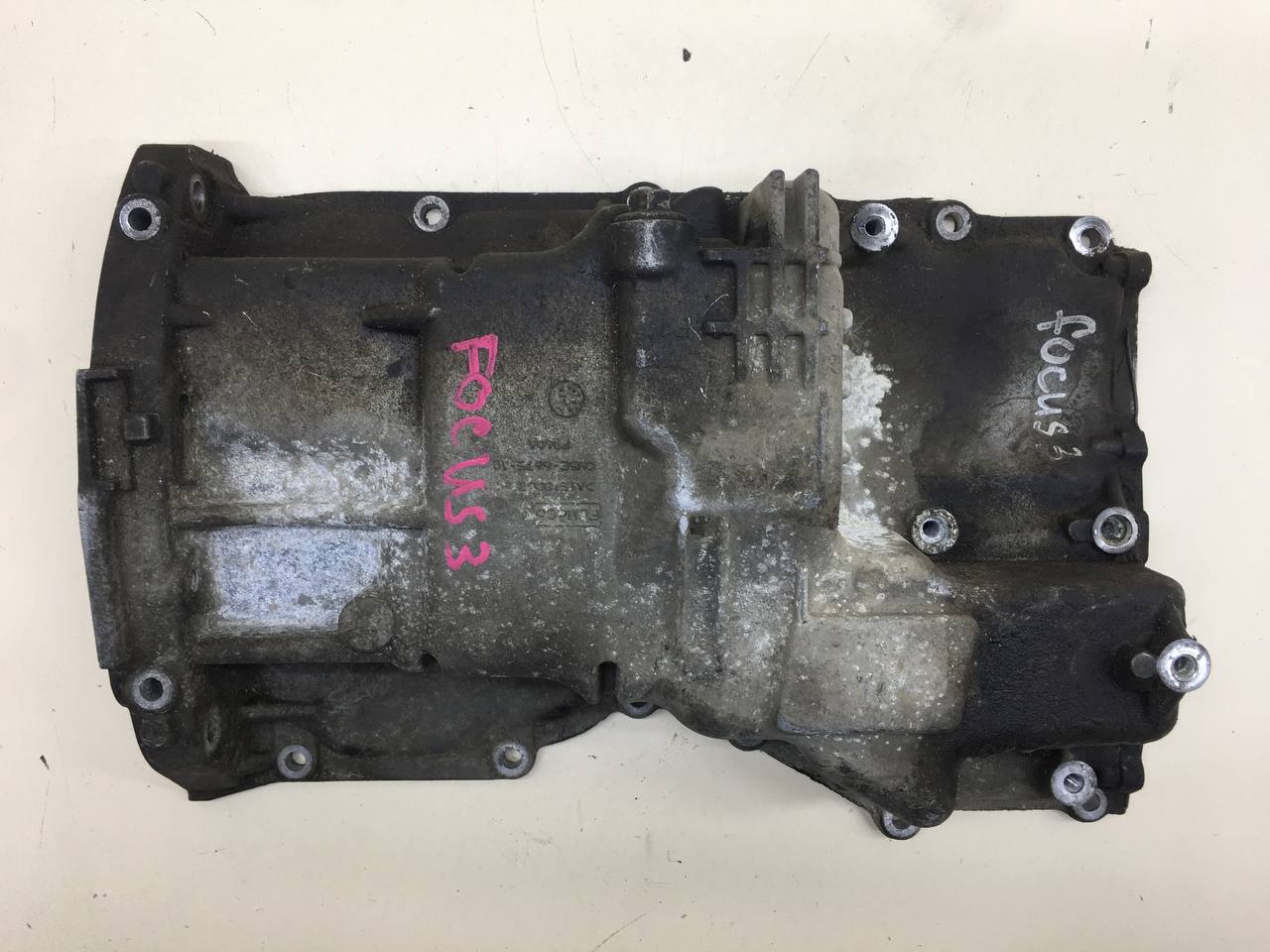 Поддон масляный двигателя Ford Focus 3 2011>