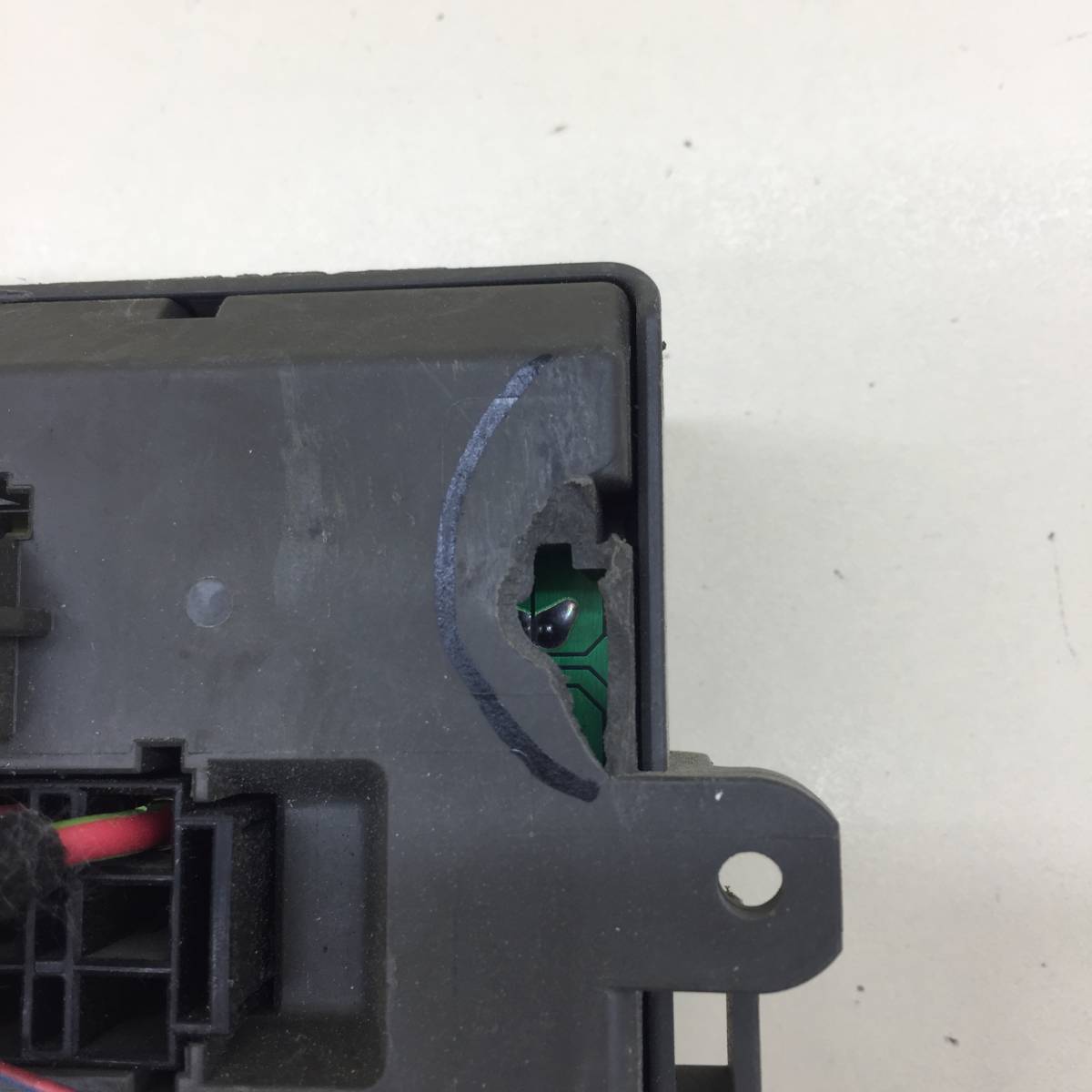 Блок предохранителей BMW 1-series E87/E81 2004-2011