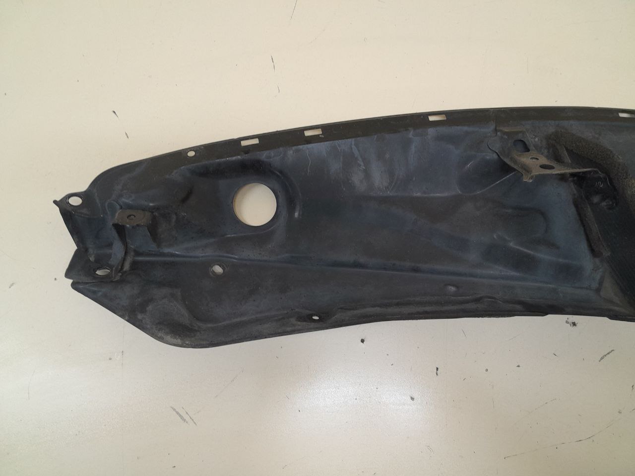 Водосток Peugeot 107 2006-2014