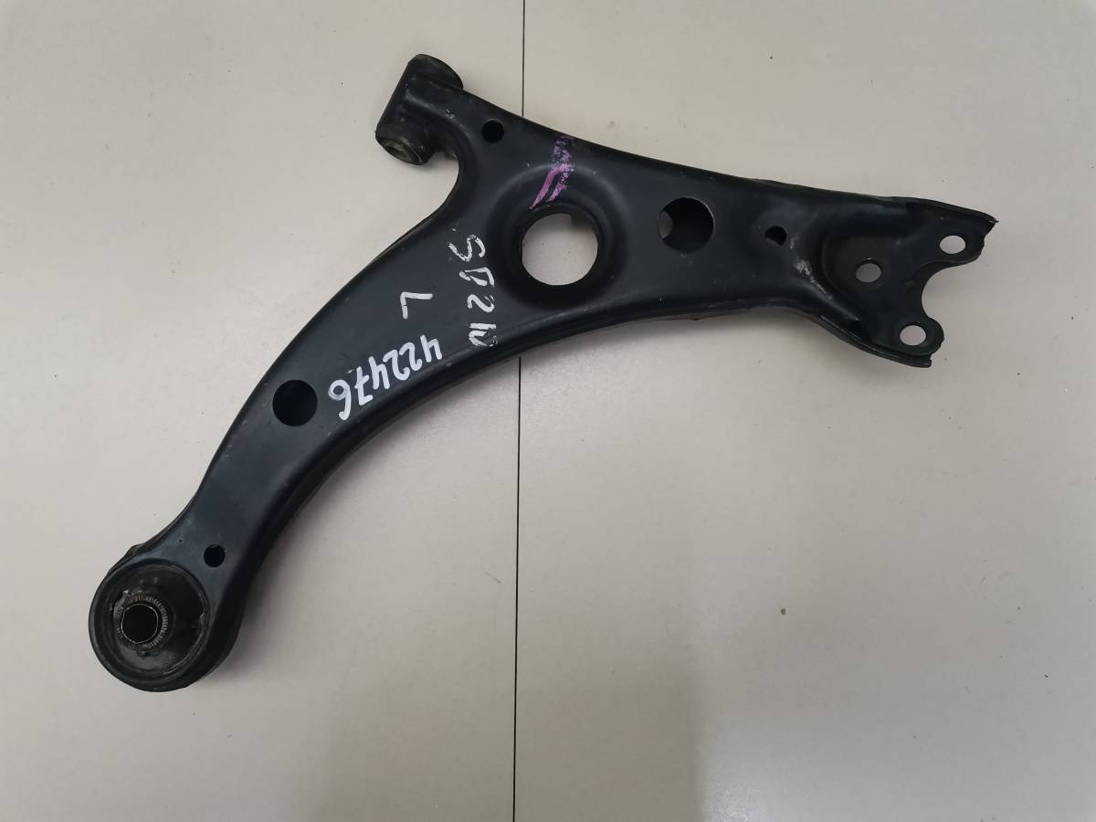 Рычаг передний левый Toyota Caldina (T190) 1992-1995