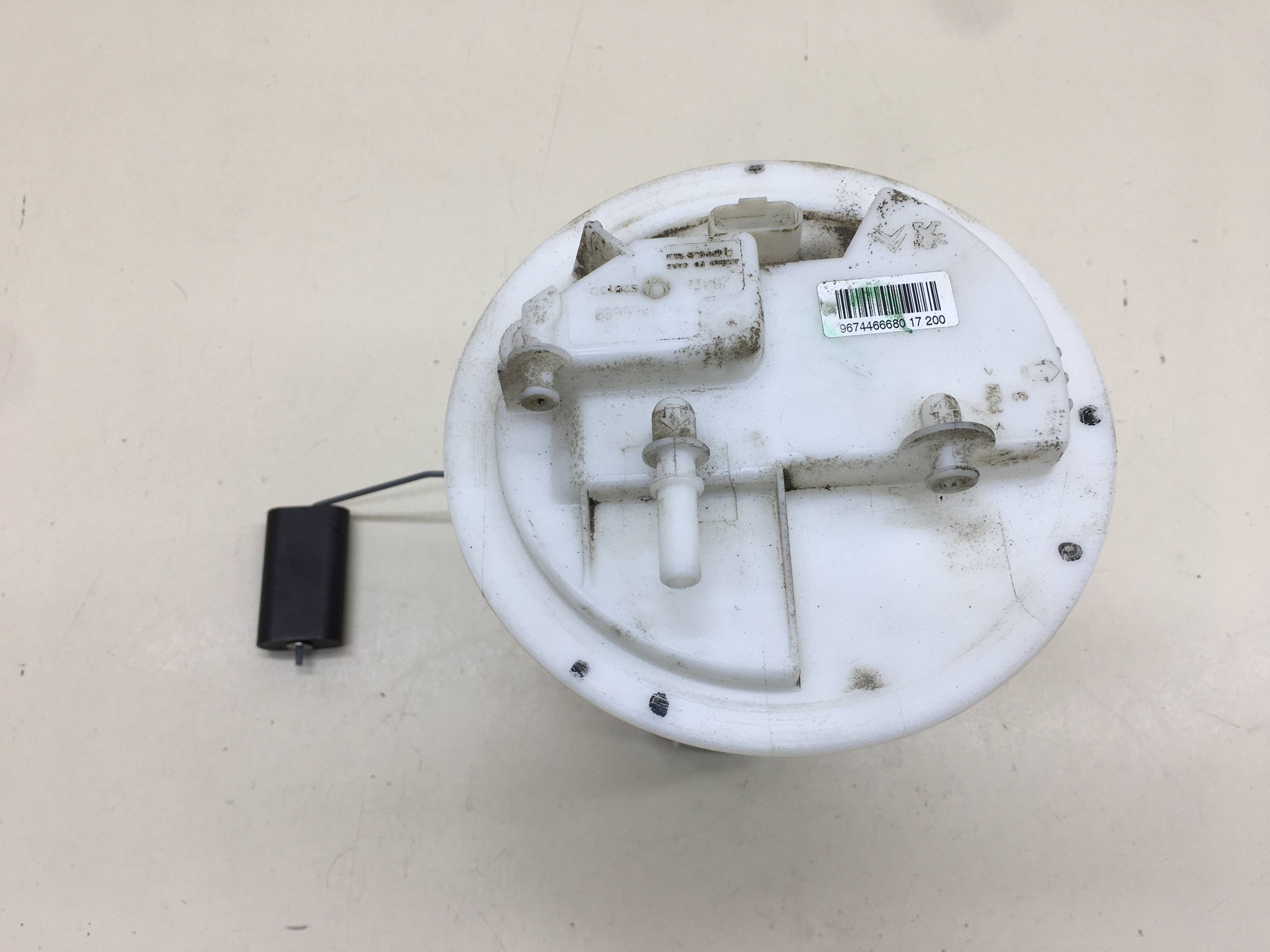 Насос топливный электрический Peugeot 208 2012>