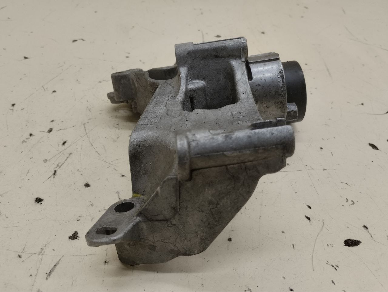 Кронштейн генератора Renault Duster (HSA, HSM) 2012>