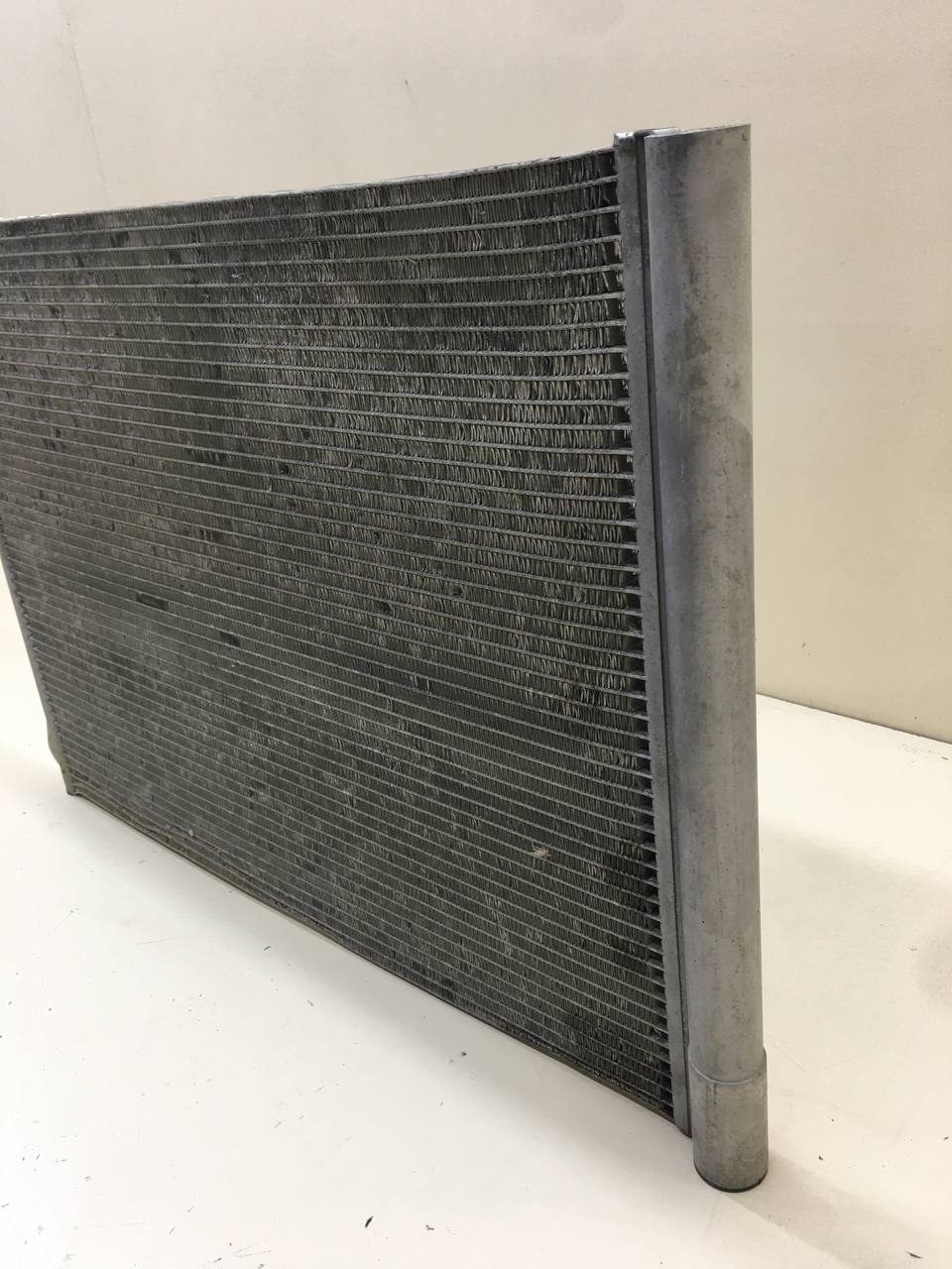 Радиатор кондиционера (конденсер) BMW X6 E71 2008-2014