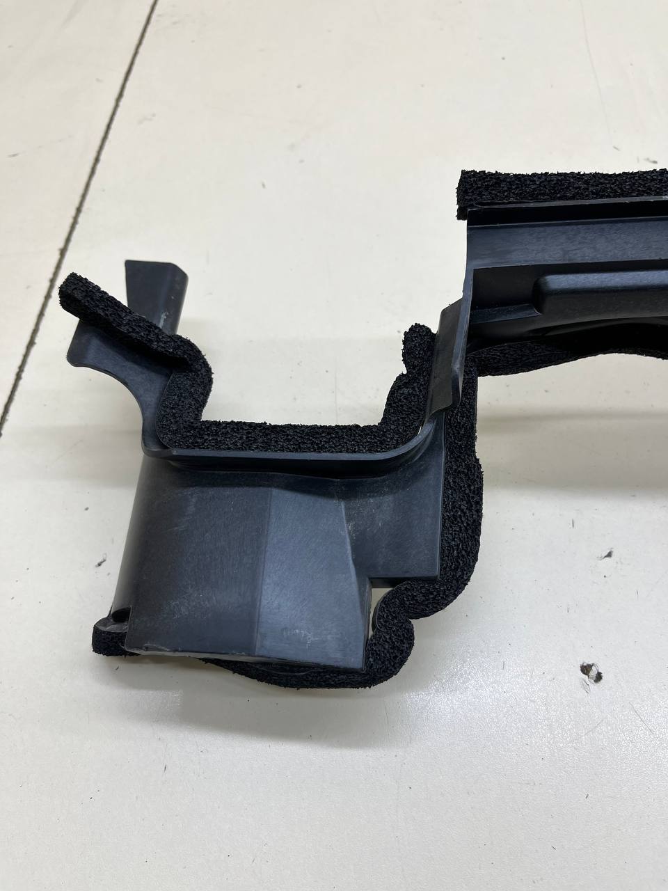 Воздуховод радиатора Chery Tiggo 4 Pro 2021>