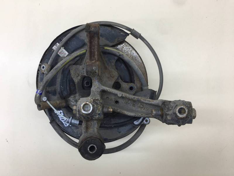 Кулак поворотный задний правый Toyota Camry (XV50) 2011-2017