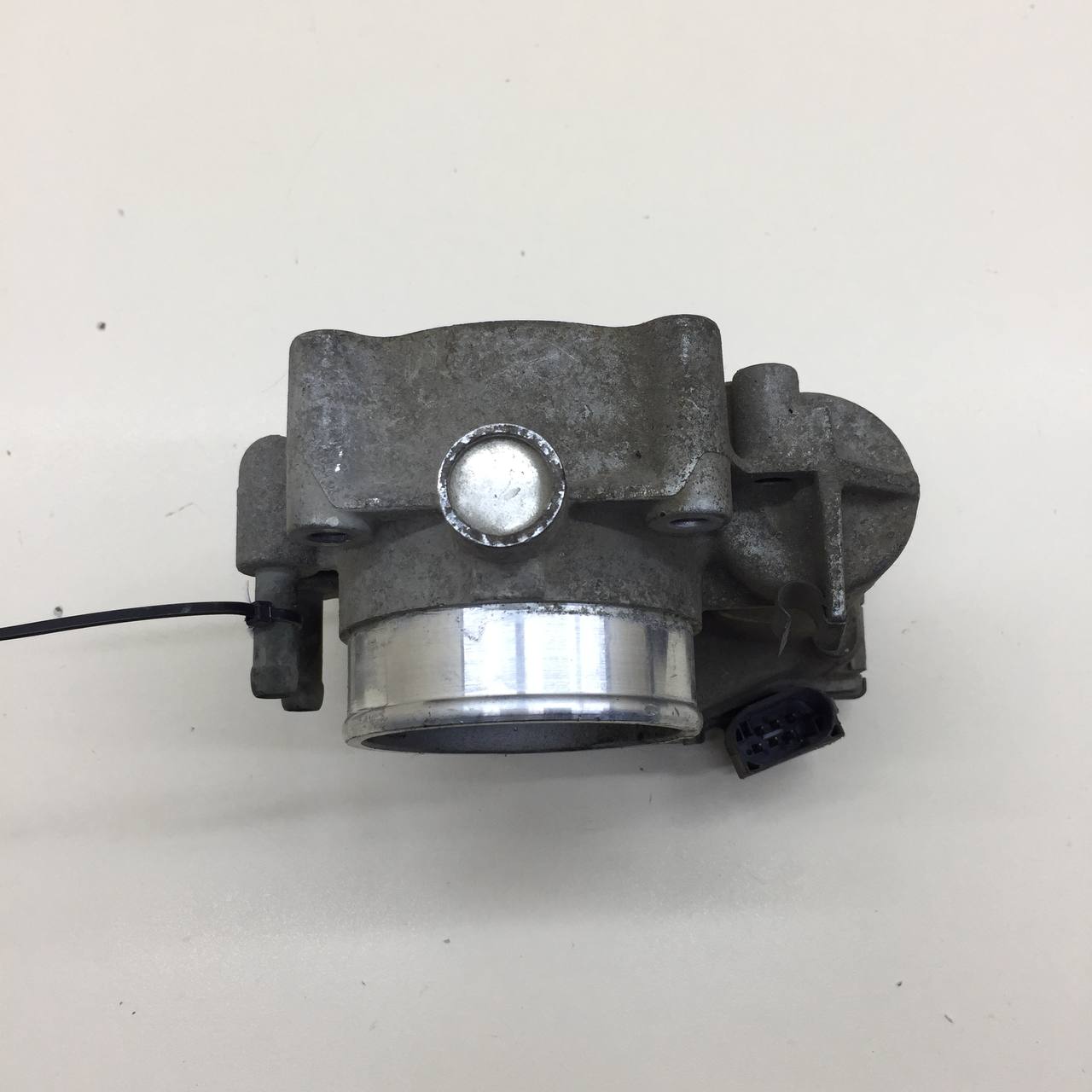 Заслонка дроссельная электрическая Chery Tiggo 3 2014-2020