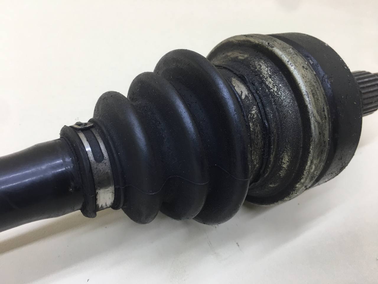 Полуось задняя правая BMW 3-series F30/F31 2011>