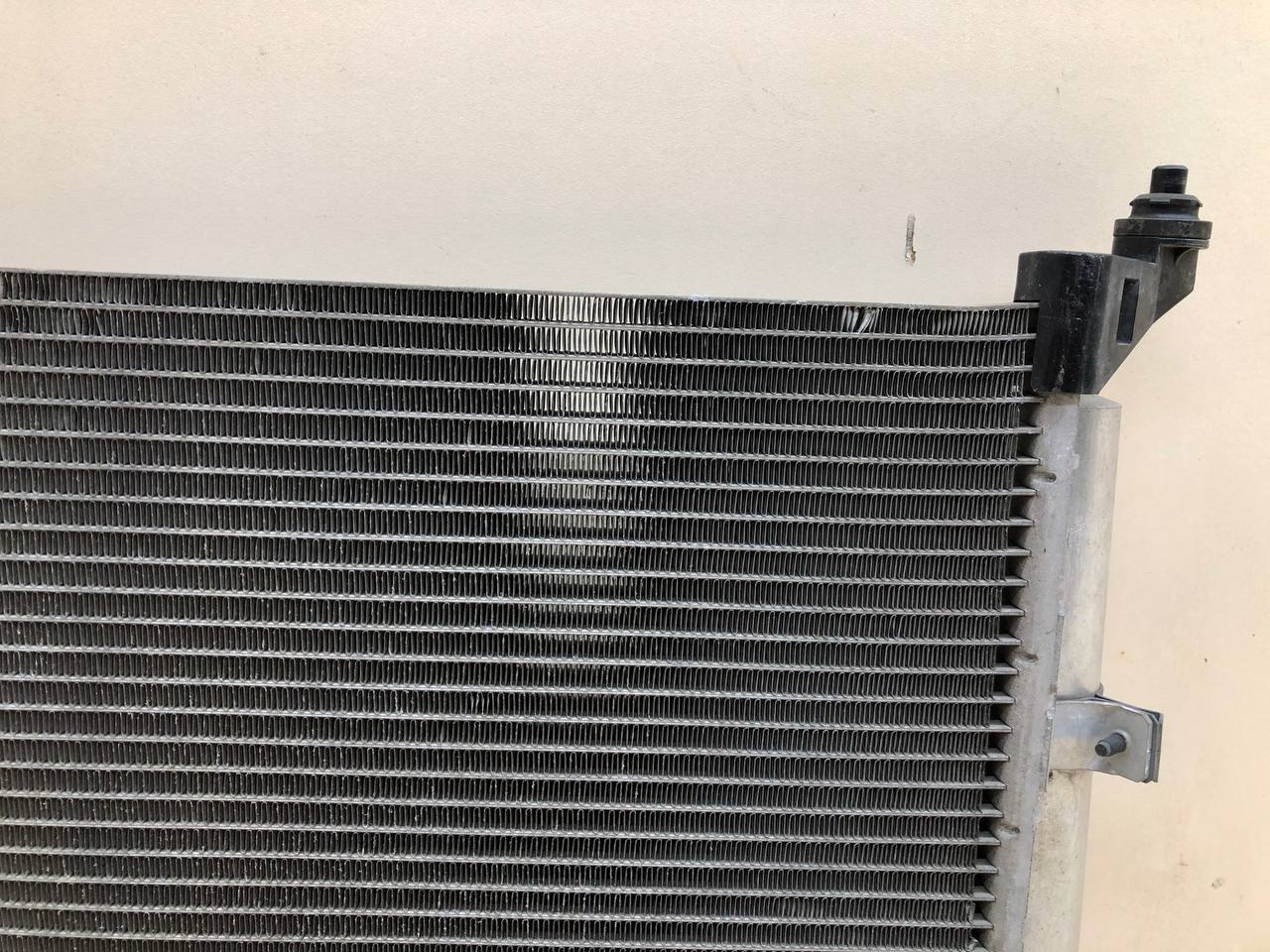 Радиатор кондиционера (конденсер) Nissan Juke (YF15) 2011-2020