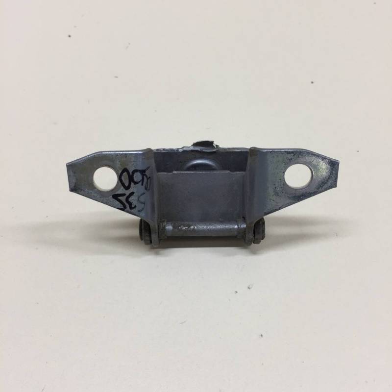 Петля двери багажника Mazda Mazda 3 (BM) 2013-2016