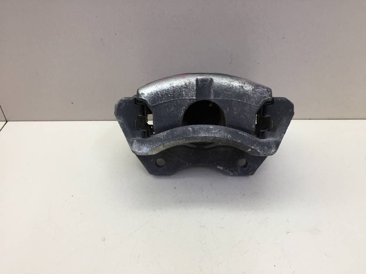 Суппорт передний правый Nissan Primera (P12) 2002-2007