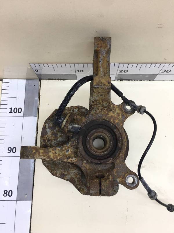 Кулак поворотный передний левый Chevrolet Lacetti (J200) 2003-2013