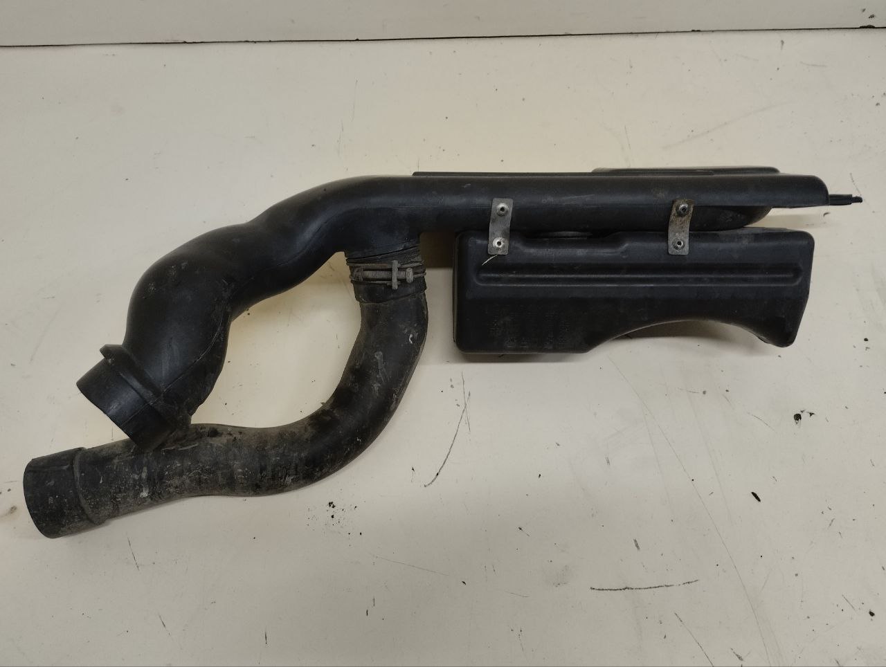 Воздухозаборник (наружный) Kia Spectra (SD) 2004-2011