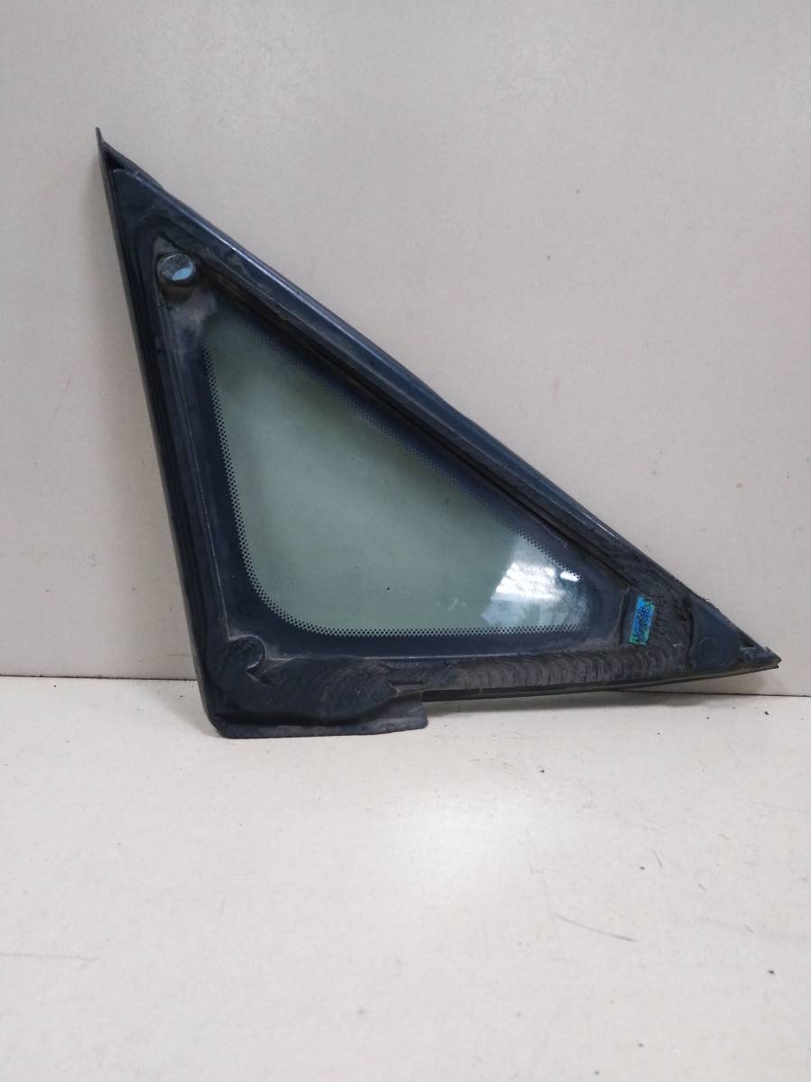 Стекло кузовное глухое левое Lexus RX 300 (XU10) 1997-2003