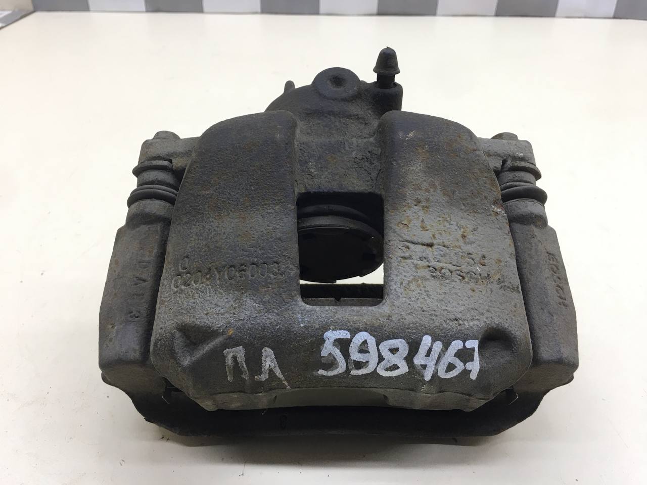 Суппорт передний левый Geely Emgrand EC7 2008>