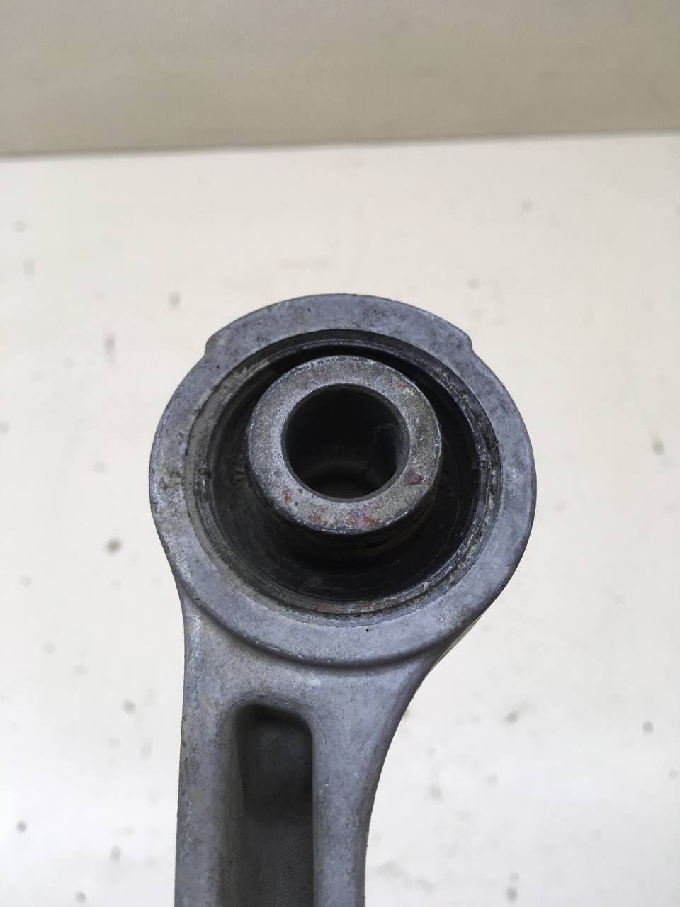 Опора двигателя задняя Hyundai Santa Fe (TM) 2018-2022