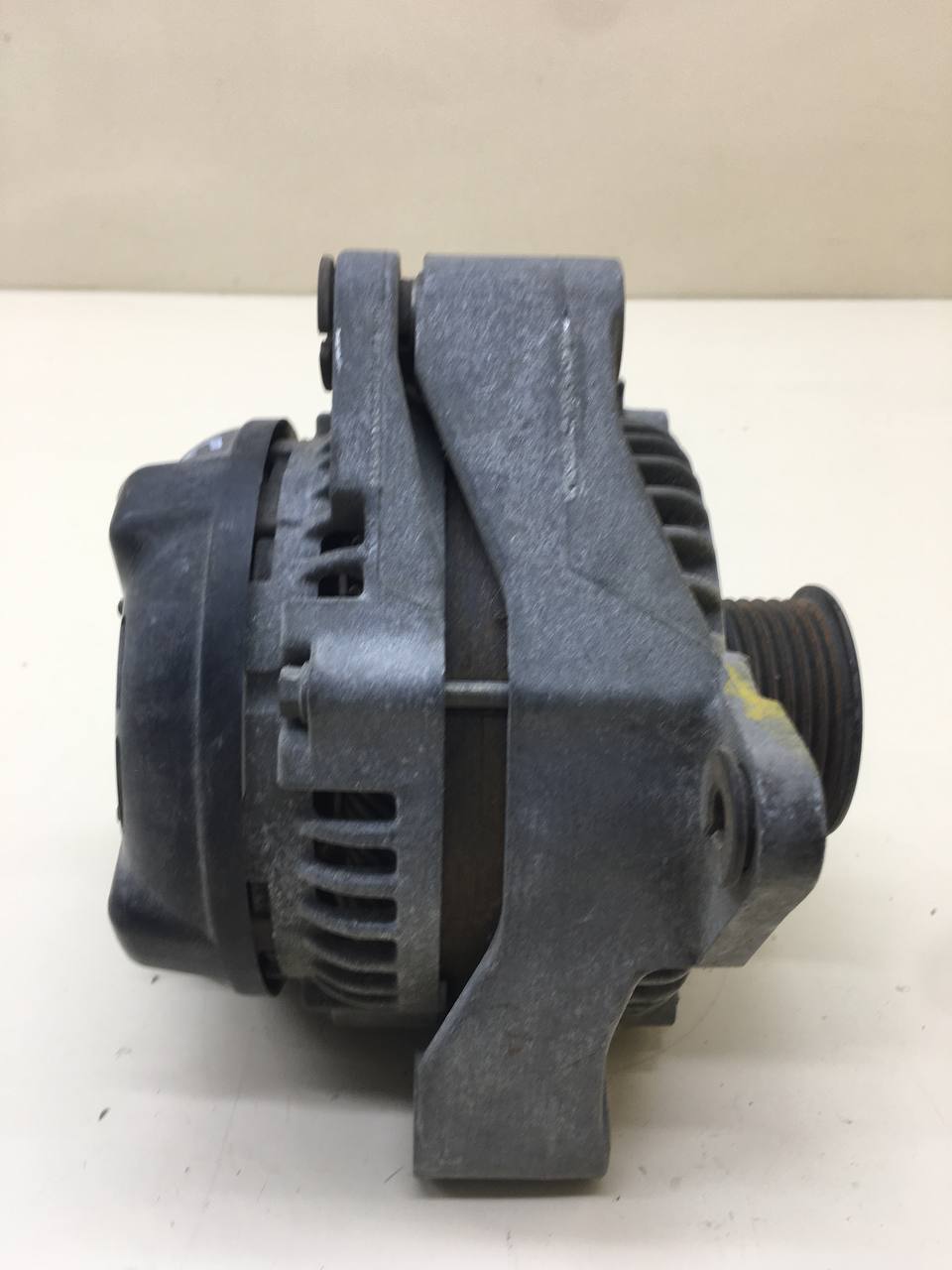 Генератор Lexus GS 300/400/430 (S190) 2005-2011