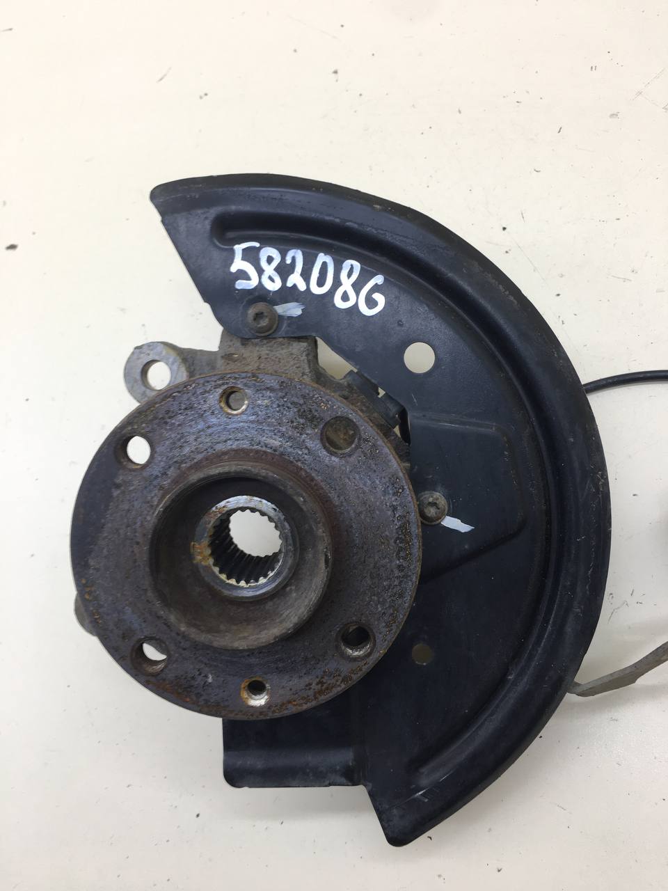 Кулак поворотный передний левый Lada X-RAY 2016>