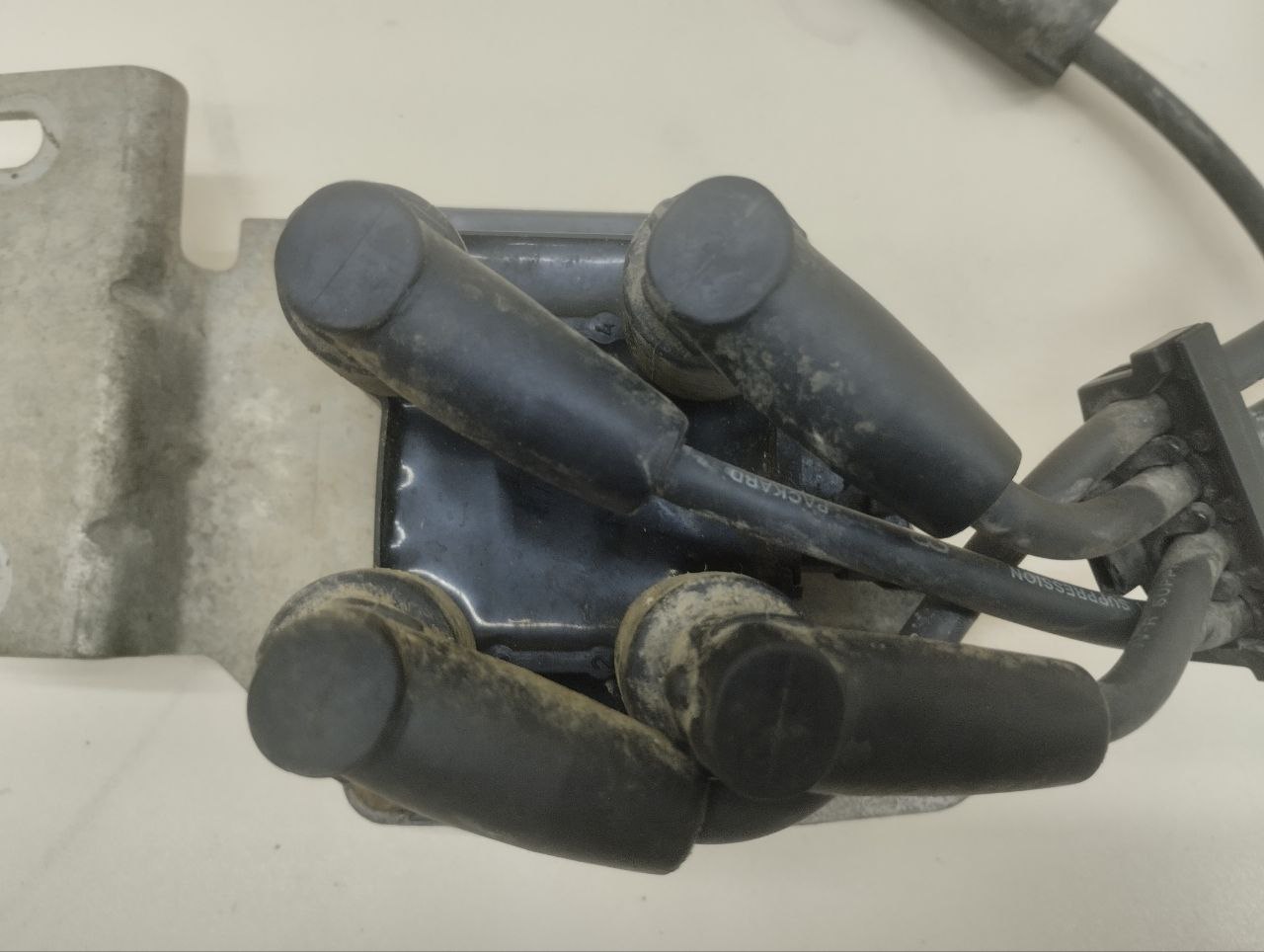 Катушка зажигания Lada 2110 1997-2009