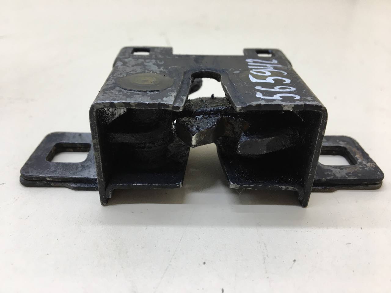 Замок капота Land Rover Range Rover Sport 2005-2012