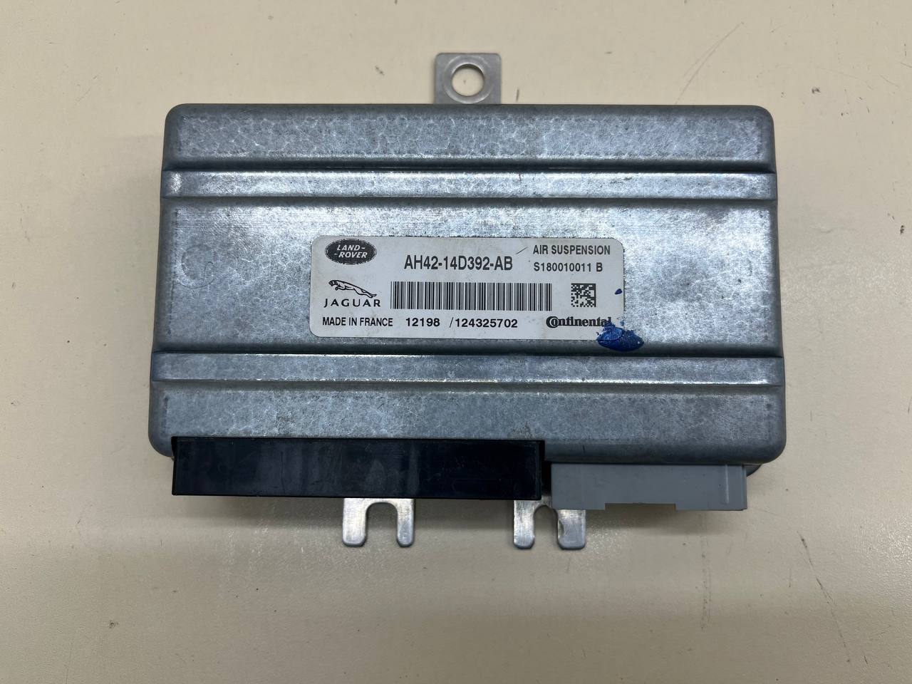 Блок управления подвеской Jaguar XJ (X351) 2009-2021