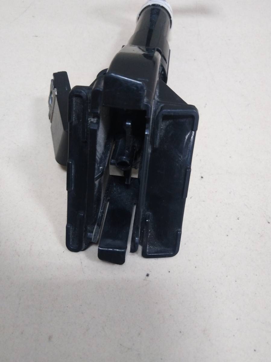 Форсунка омывателя фары Nissan GTR (R35) 2008>