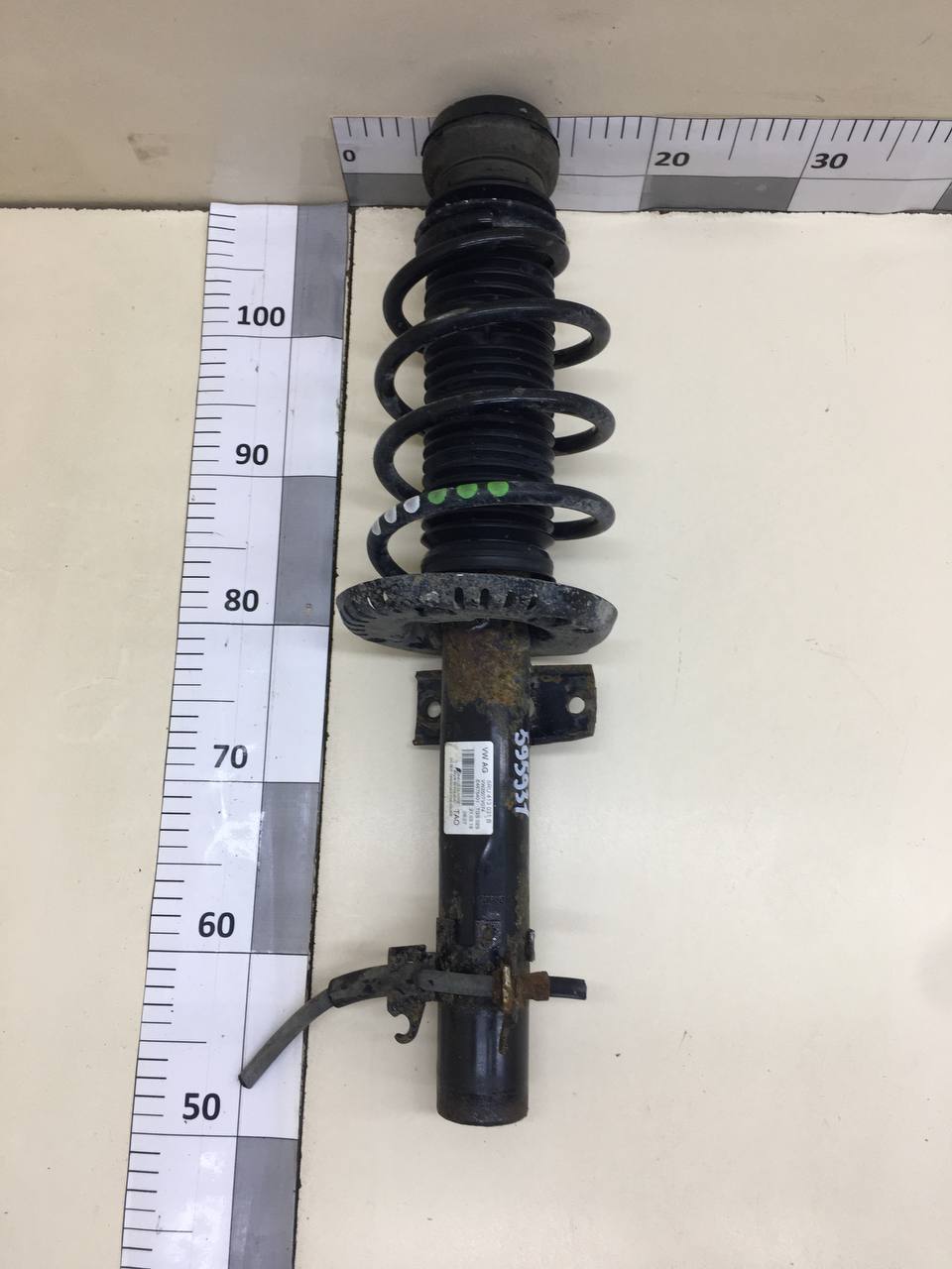Амортизатор передний Volkswagen Polo (MK5) 2011-2020