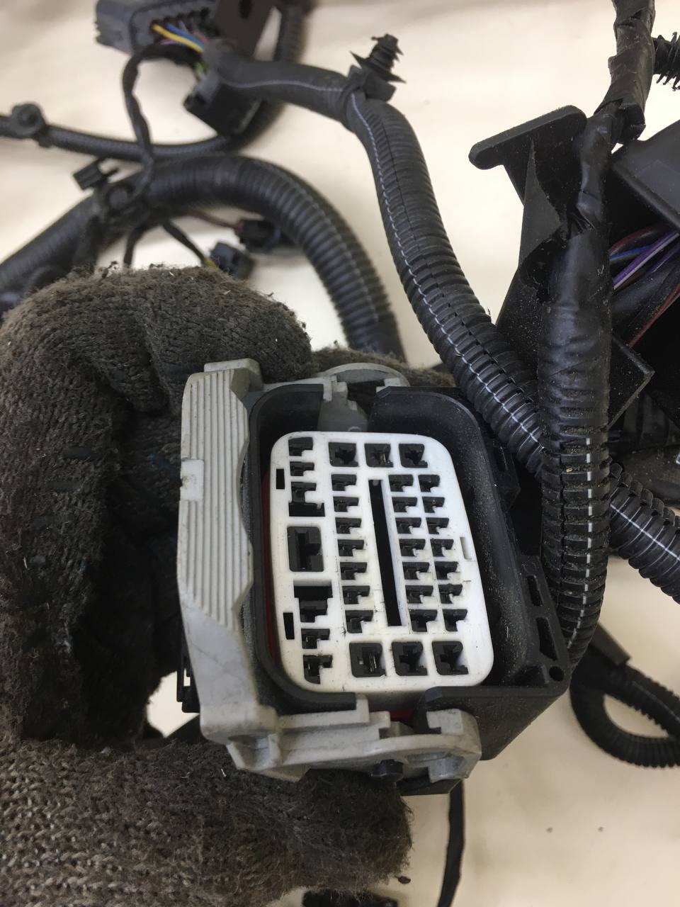 Проводка двс Volvo V60 2010-2013