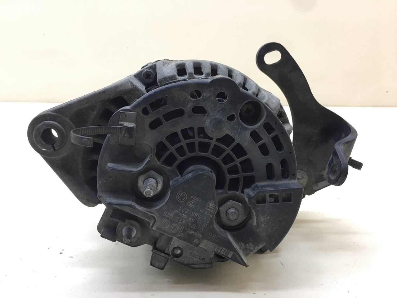 Генератор Opel Vectra (C) 2002-2008