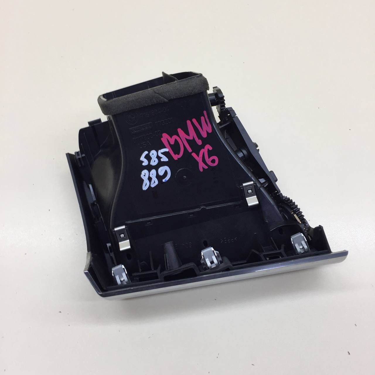 Дефлектор воздушный BMW X5 E70 2007-2013