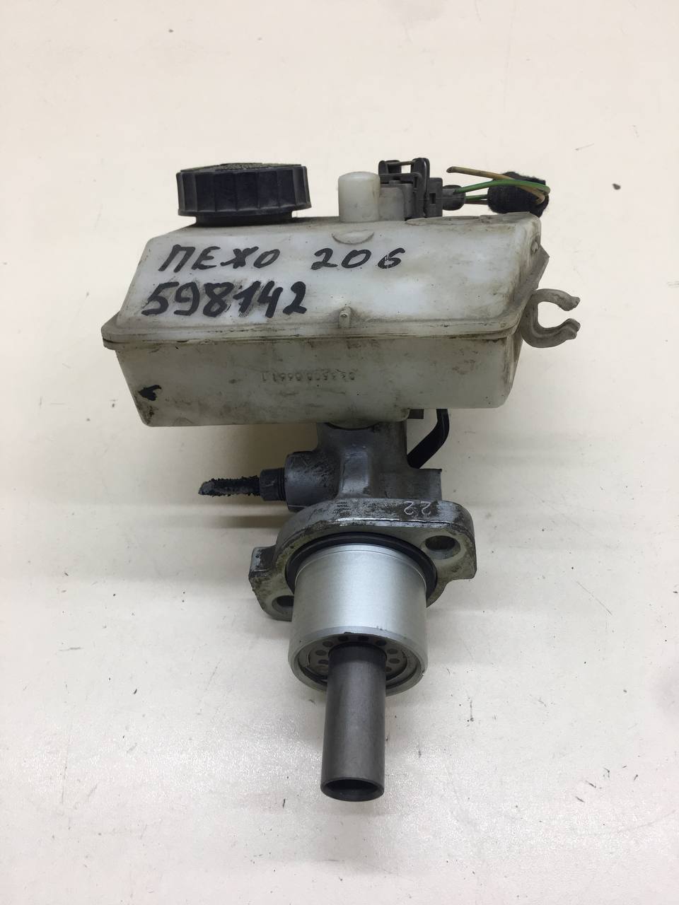 Цилиндр тормозной главный Peugeot 206 1998-2012