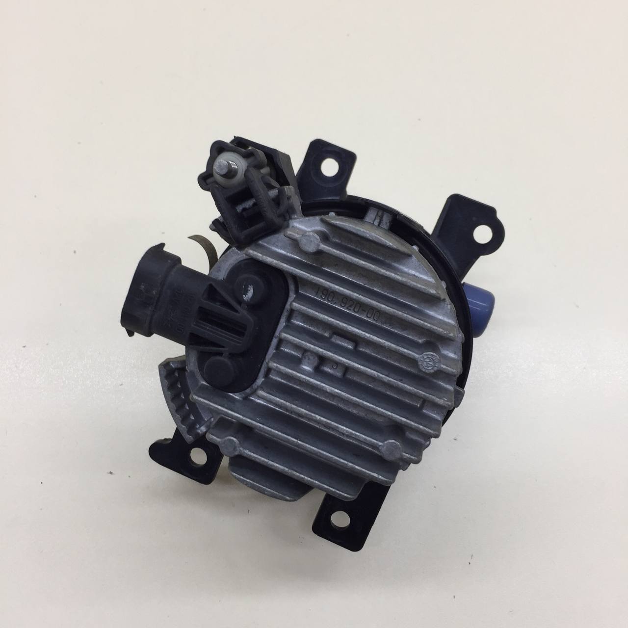 Фара противотуманная правая Infiniti Q50 (V37) 2014-2021