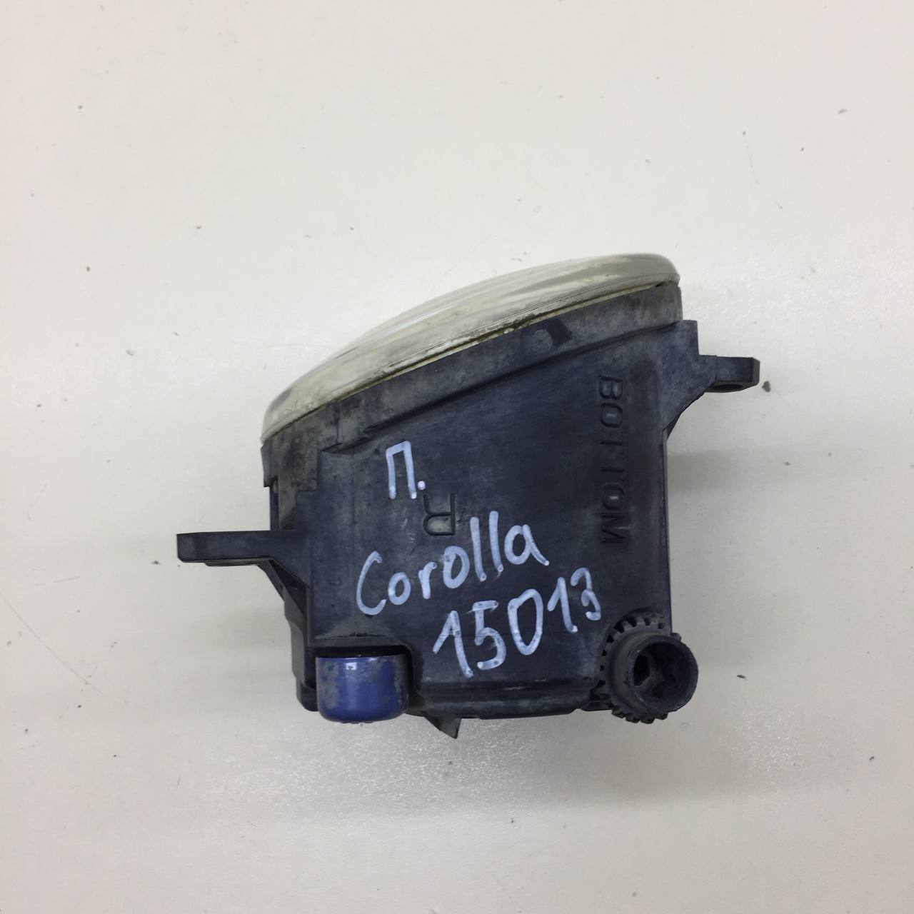 Фара противотуманная правая Toyota Auris (E150) 2006-2012