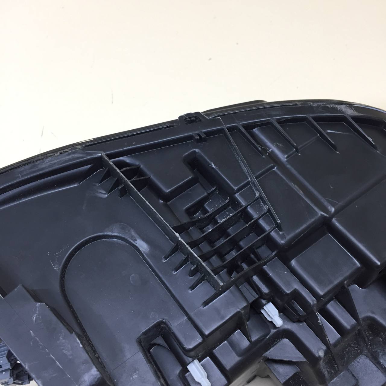 Фара левая Volvo XC90 2015>