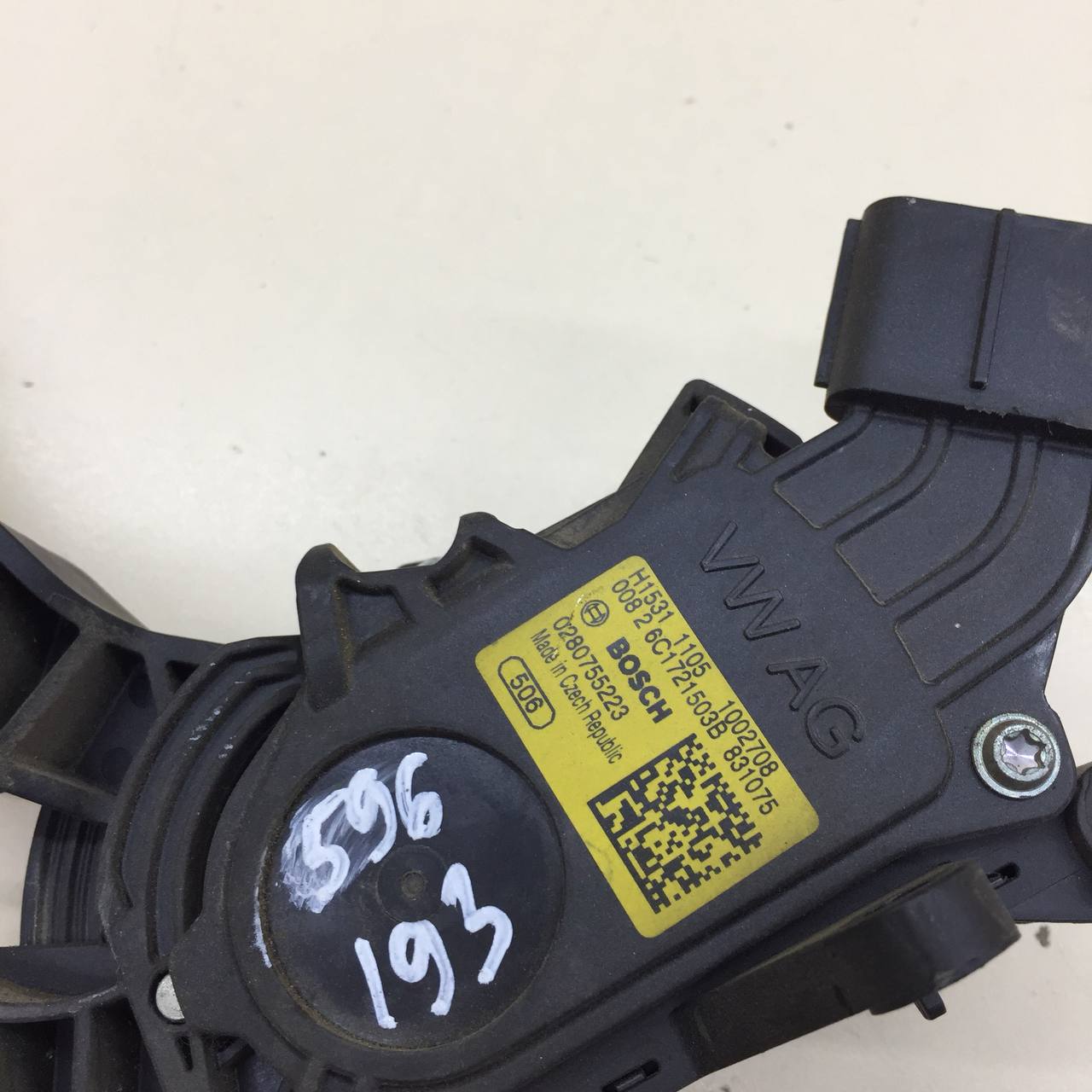 Педаль газа Skoda Rapid 2012-2020