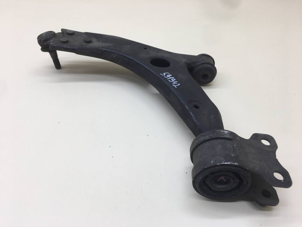 Рычаг передний правый Ford Focus 2 (DB) 2008-2011