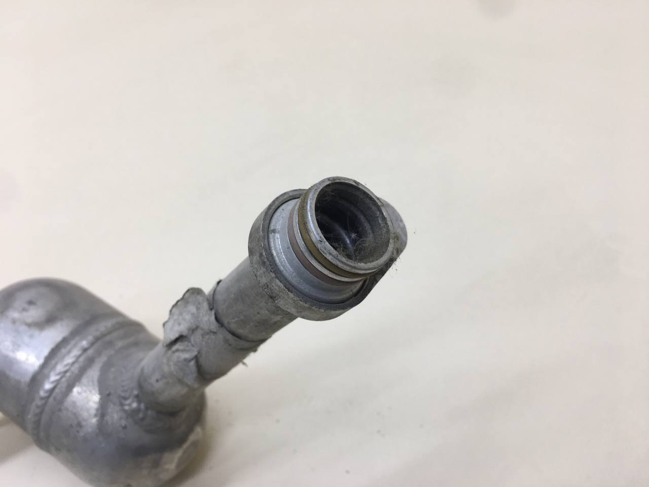 Трубка кондиционера Land Rover Range Rover Sport 2013-2017