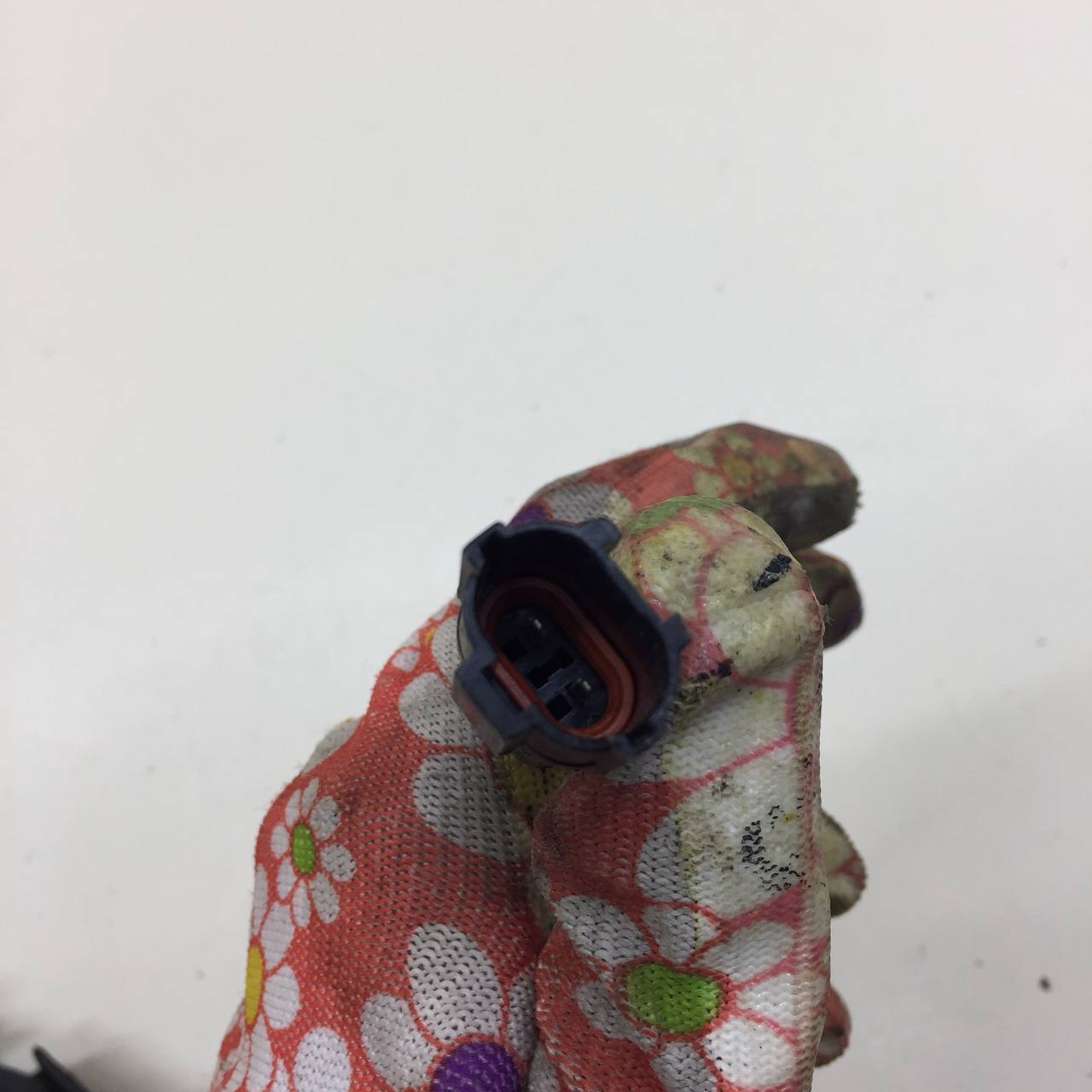 Замок двери задней левой Kia Sephia 2001-2004