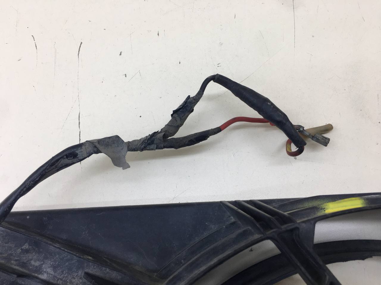 Диффузор вентилятора Opel Vectra (C) 2002-2008