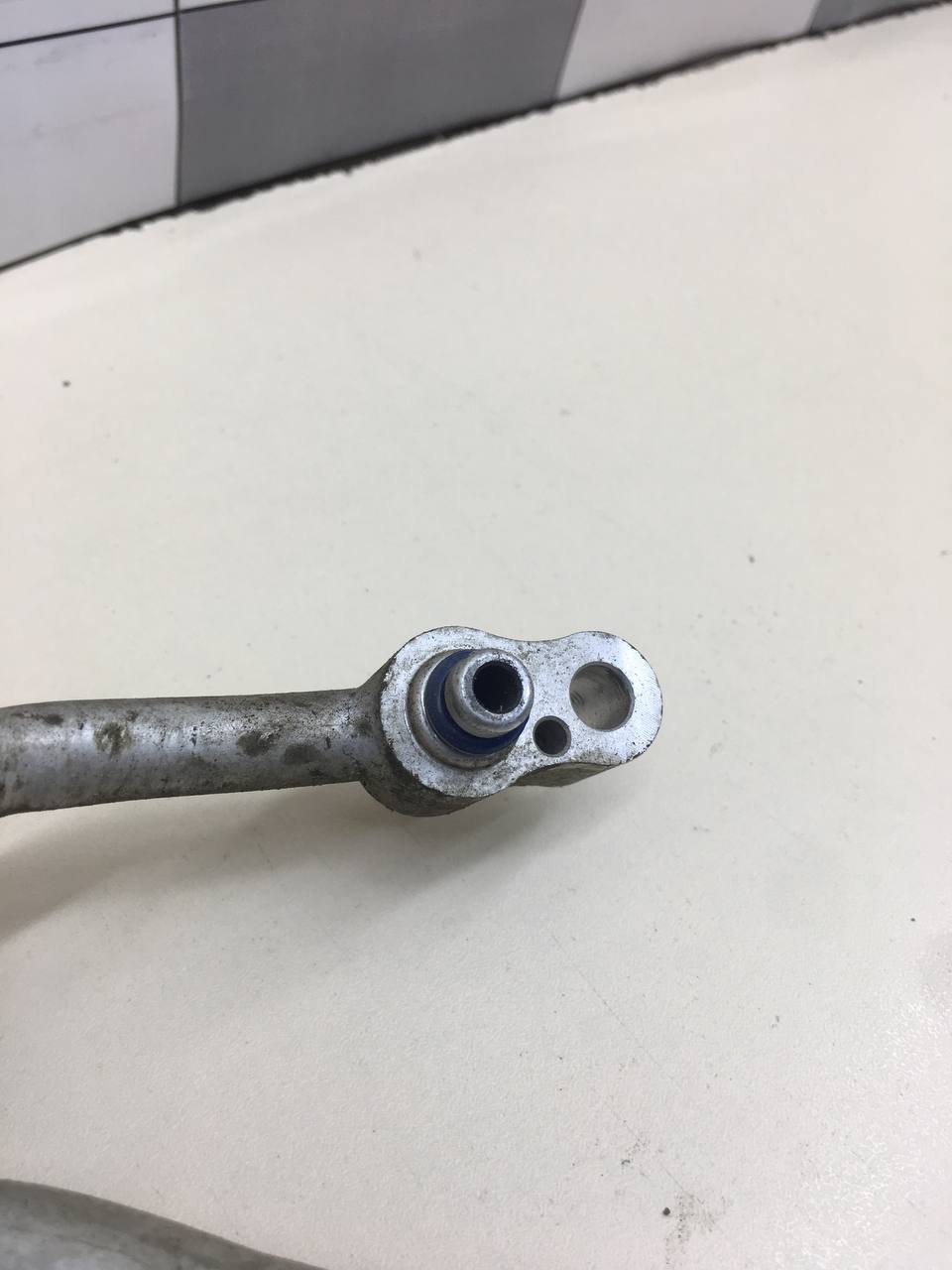 Трубка кондиционера Kia Spectra (SD) 2004-2011