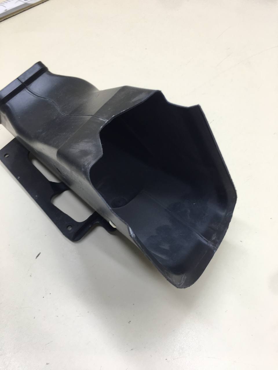 Воздуховод BMW 3-series E46 1998-2005