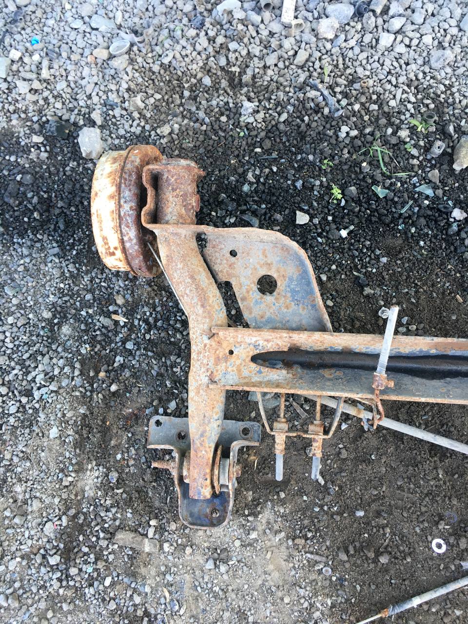 Балка задняя Renault Symbol (1) 2001-2008