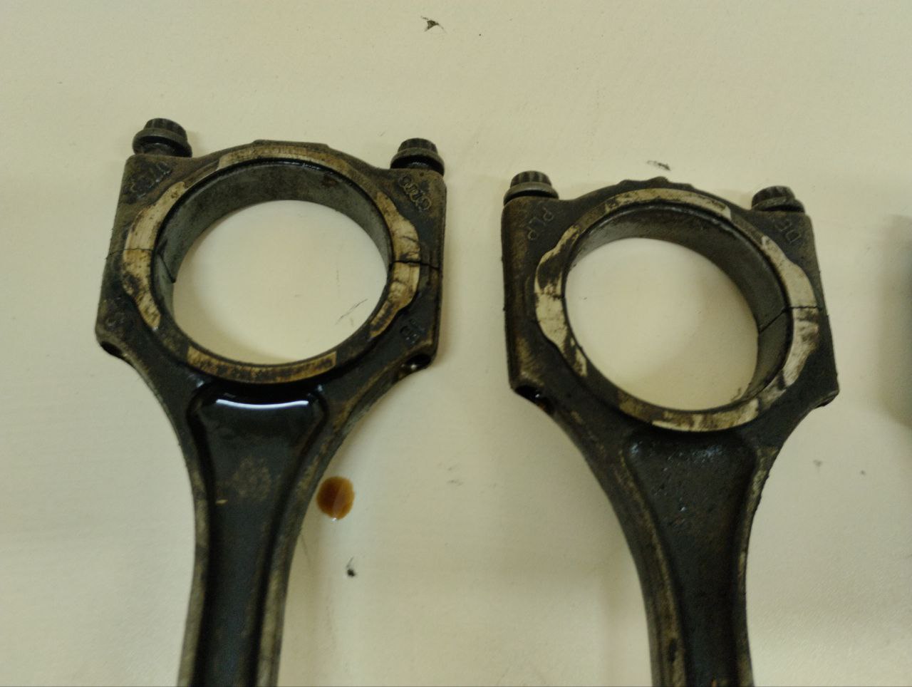 Шатун Audi Q7 (4L) 2005-2015