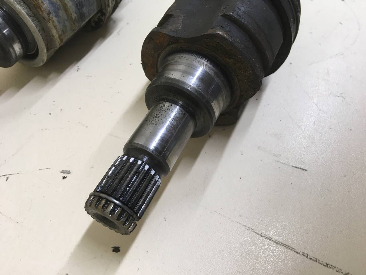 Полуось задняя Toyota Rav 4 (XA40) 2013-2019