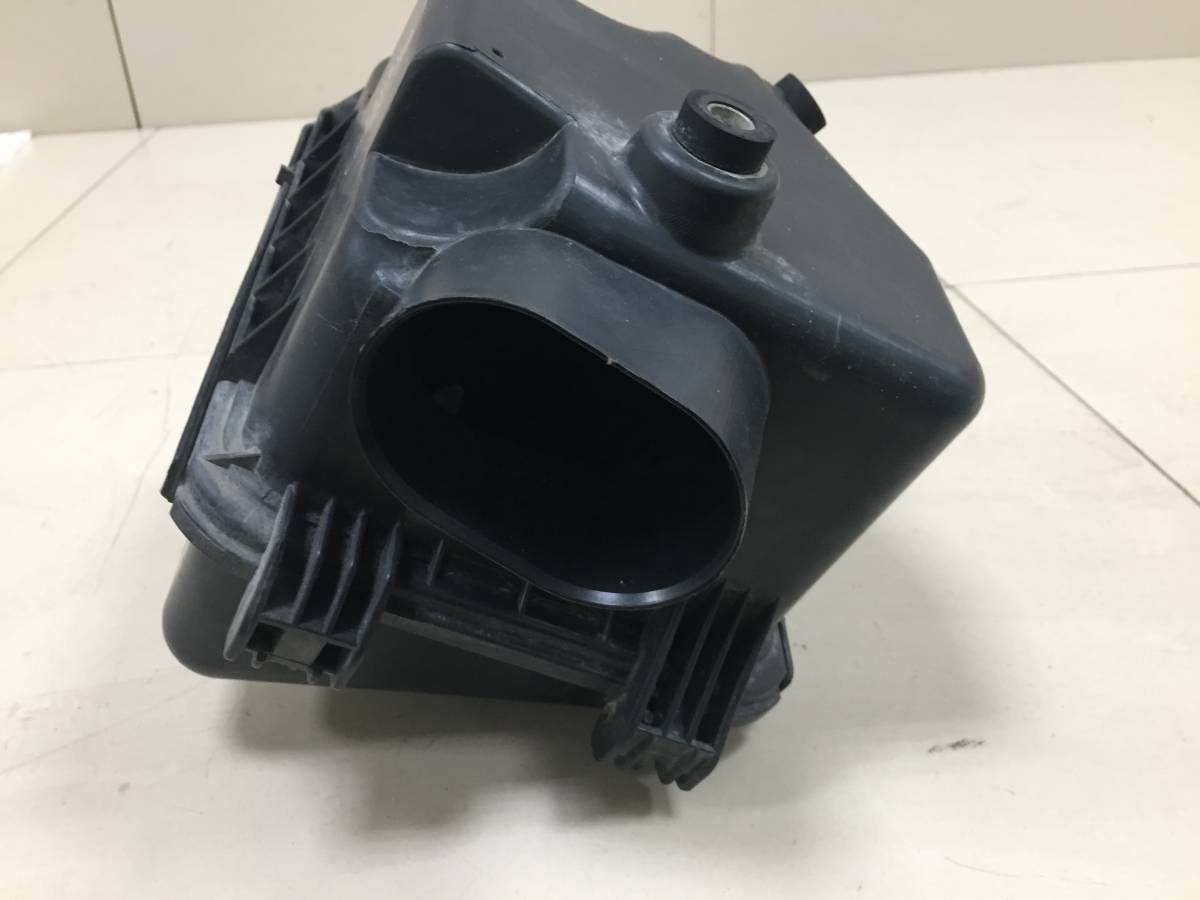 Корпус воздушного фильтра FAW Vita 2008>