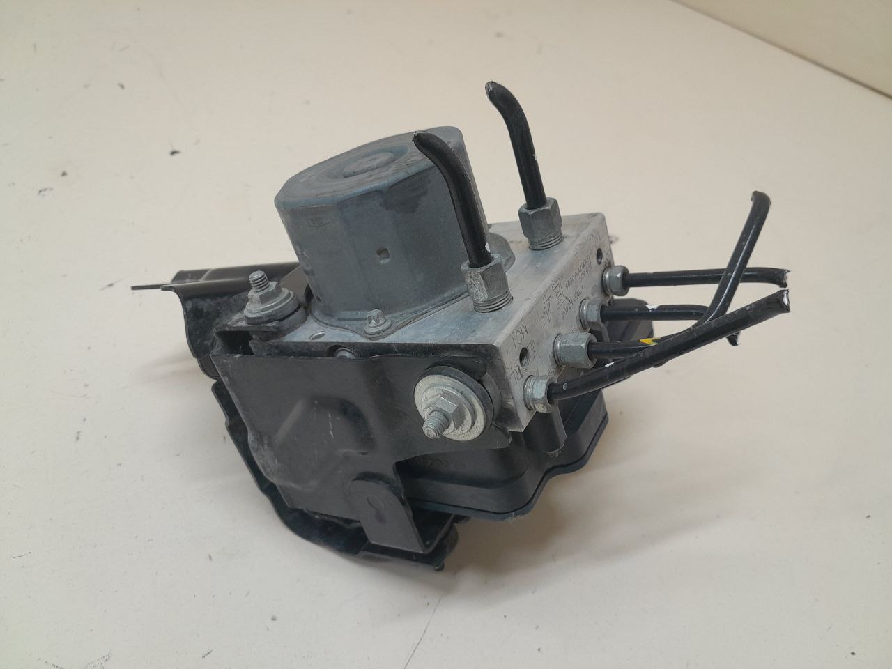 Блок ABS (насос) Nissan Qashqai (J11) 2014>