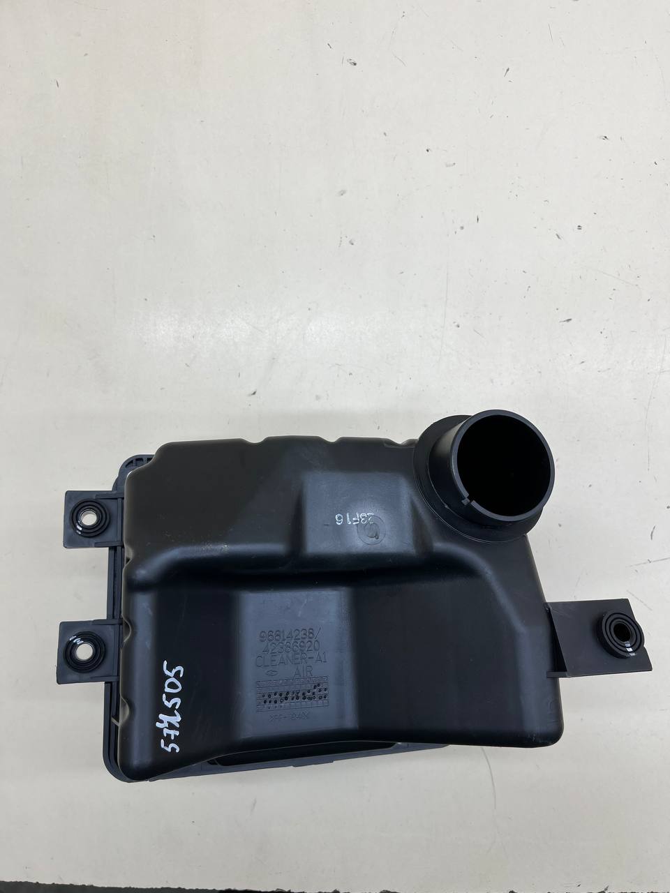 Корпус воздушного фильтра Chevrolet Aveo T250 2005-2011