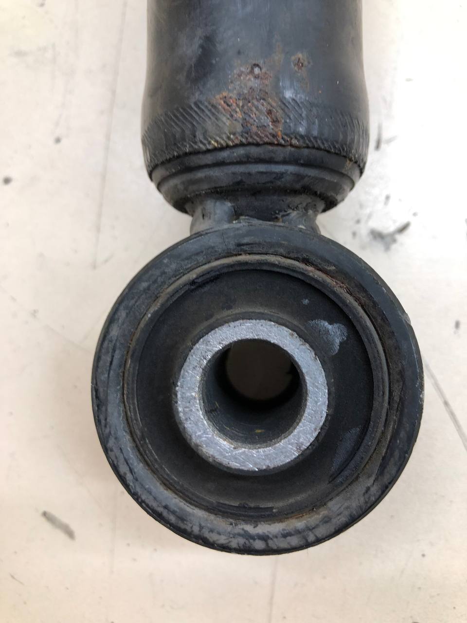 Амортизатор задний Chevrolet Cruze (J300) 2009-2016