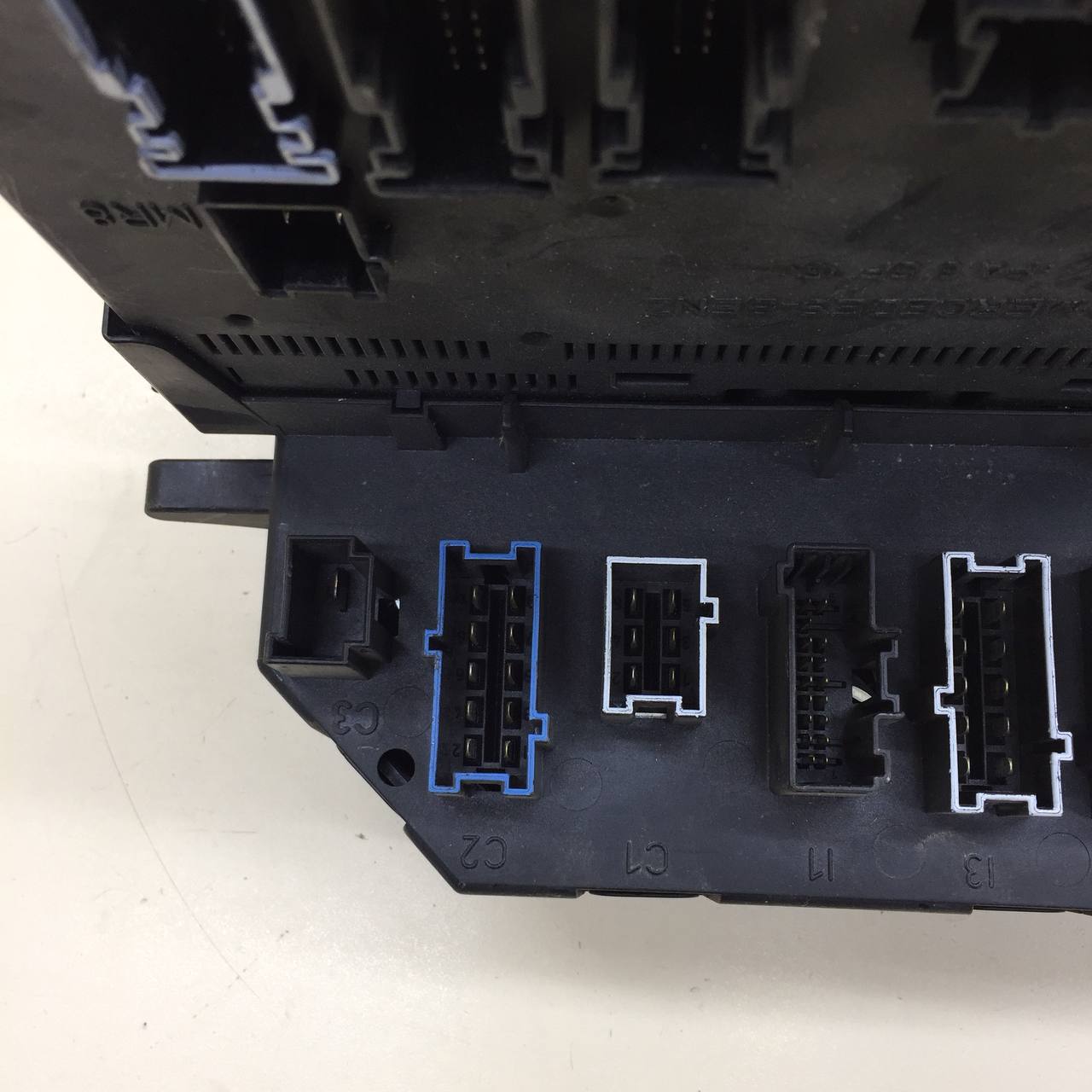 Блок предохранителей Mercedes-Benz S-Class (W221) 2005-2013